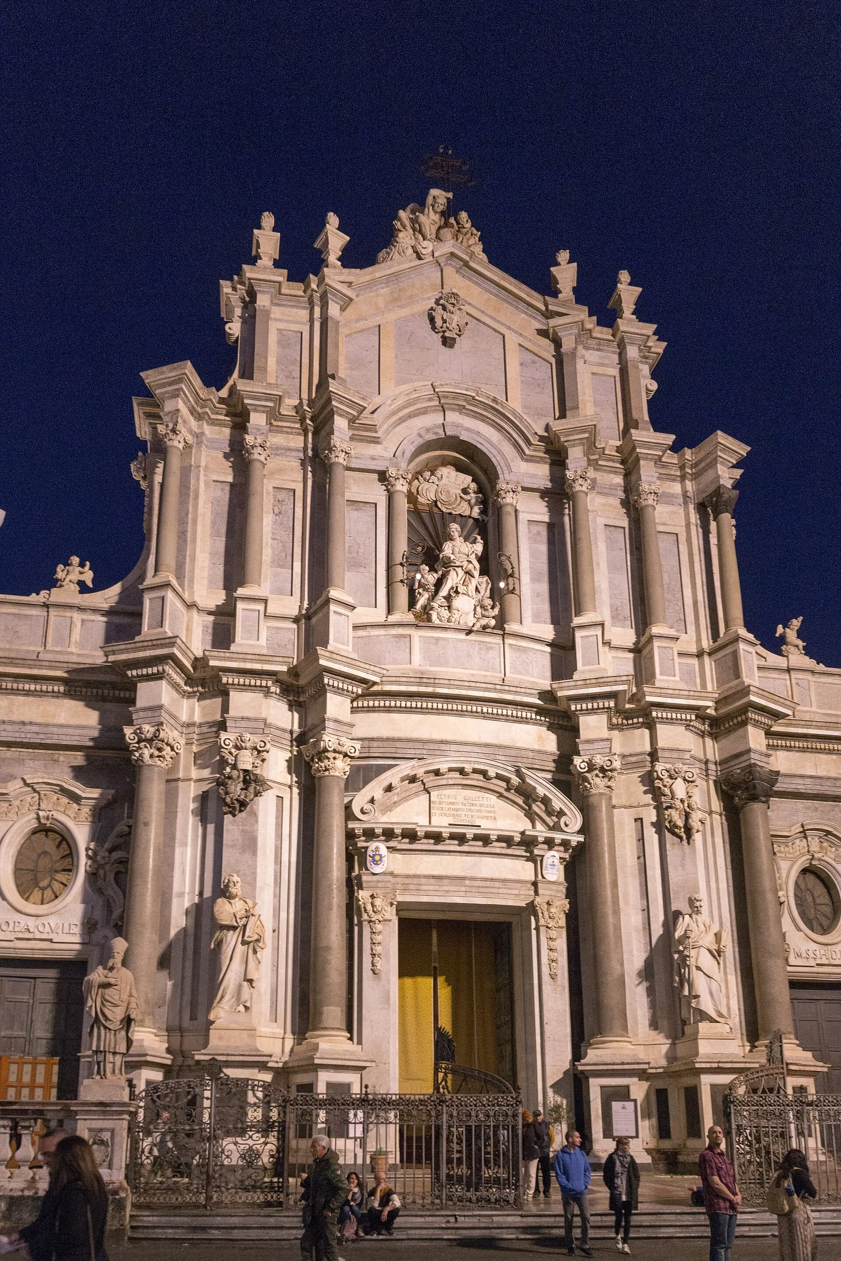 La facciata barocca della Cattedrale di Sant'Agata